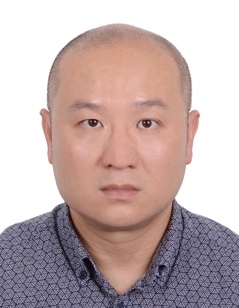 Yifeng Jiang