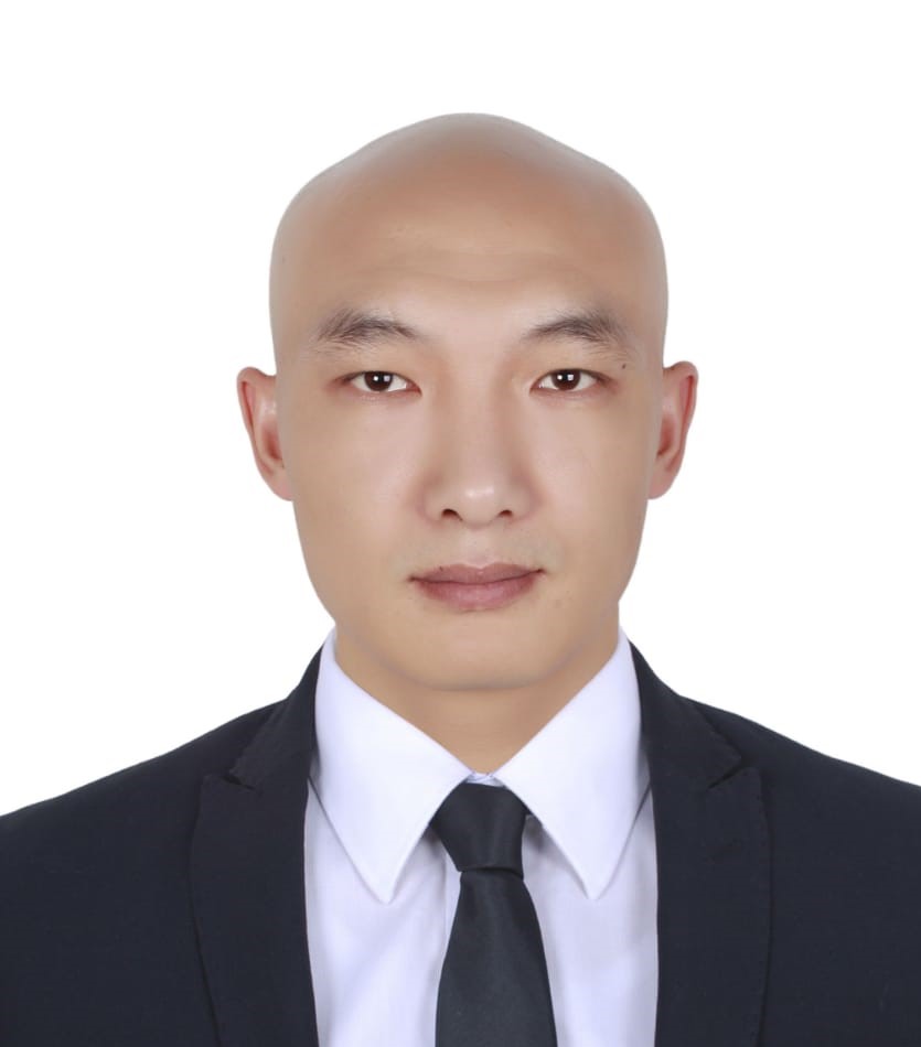 Hailiang Xu