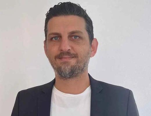 Anwar Zouyhed
