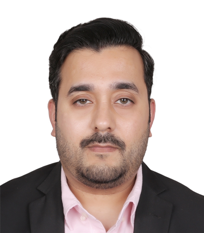 Saumitra Sunil Sabnis Sunil Sabnis