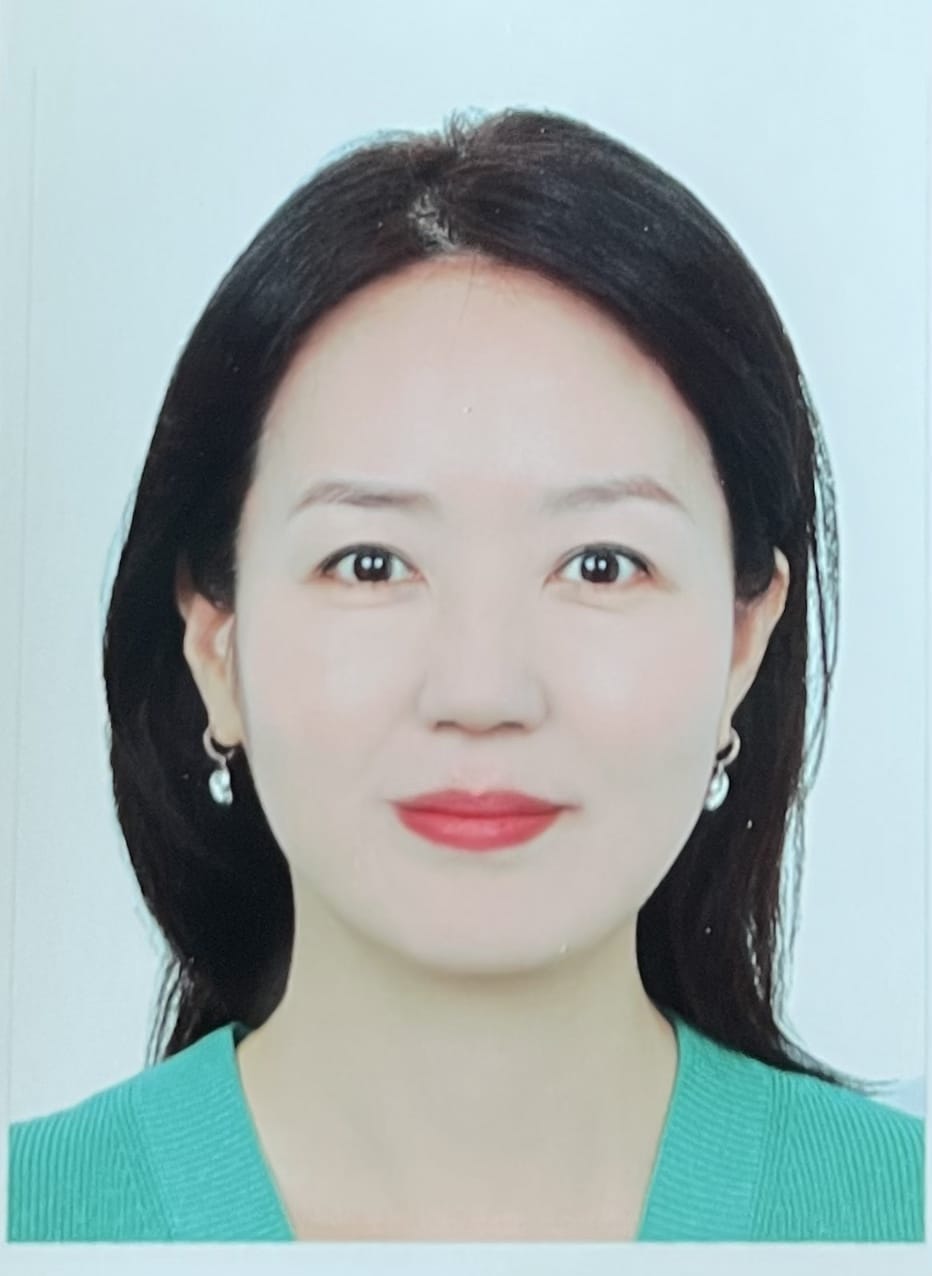 Mi Na Lee