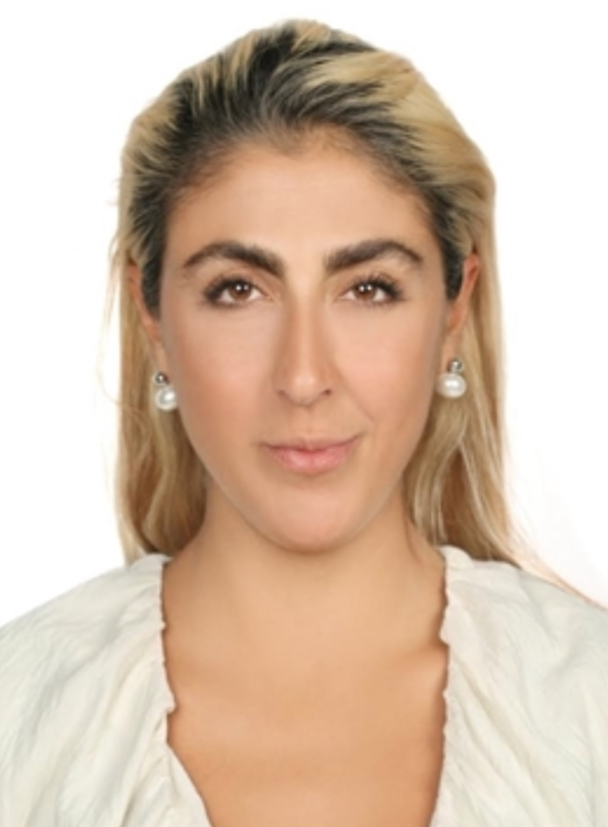 Paria Abbas Afrazandehbakht