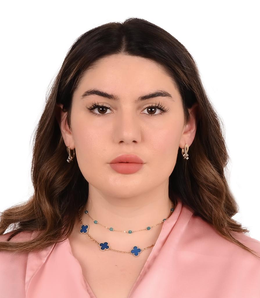 Laura Tkhakakhova
