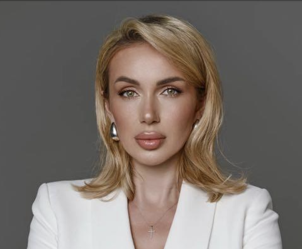 Cristina Manoli