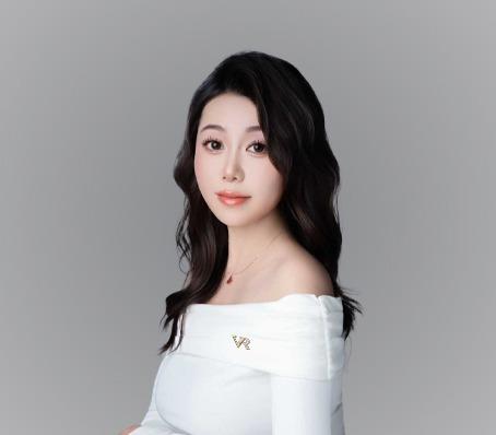 Yuxi Liu